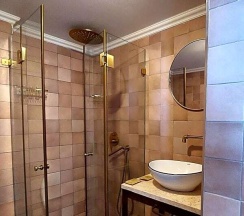 Трёхместный номер Superior в Old Jaffa Hostel