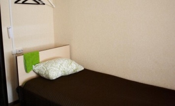 Место в трехместном номере в Truck house hotel