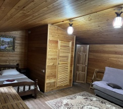 Двухместное шале Classic с красивым видом из окна двуспальная кровать в Forest house resort