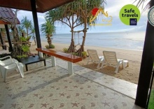 Номер Deluxe beachfront в Beach Home Lanta (SHA Extra Plus)