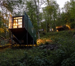 Дом в Black Box Apartment