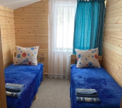 Коттедж трехкомнатный с 3 спальнями в Ice Street 40