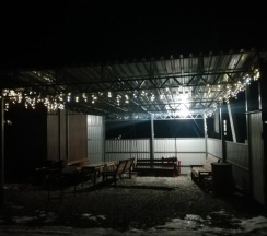 Студия с красивым видом из окна в Раш