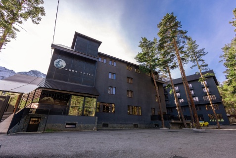 Терскол: Курортный отель Moon