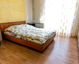 Номер стандарт с 1 двуспальной кроватью в Согласие