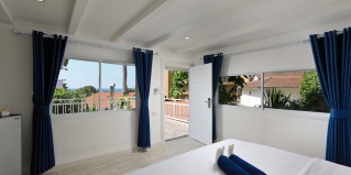 Карон: Вилла/Бунгало Kata White Villas