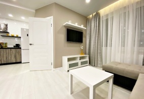 Апартаменты Апартаменты на Октябрьский пр-т, 117 эт.17 в Кировской области