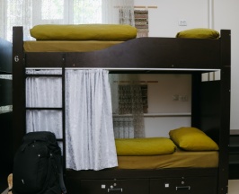 Кровать в общем номере в Apple Hostel