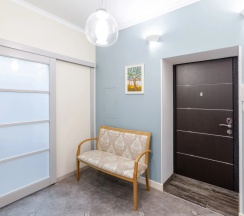 Апартаменты с балконом и с красивым видом из окна в RentPlaza