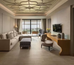 Люкс Avista с 2 комнатами с балконом и с видом на море в Avista Grande Phuket Karon - MGallery