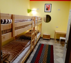Кровать в общем номере (мужской номер) в Пионер