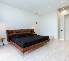 DELUX – 492Б, панорамное окно в Gosh.rent