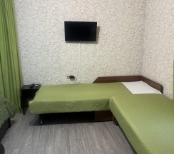 Четырёхместный номер Comfort с балконом в Акула