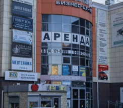 Двухместные апартаменты с балконом и с красивым видом из окна (двуспальная кровать) в Квартира студия Бриз в центре города