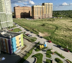 Апартаменты c 1 комнатой с балконом в Квартира 1к Рядом с Академией Тенниса и Дворцом Спорта