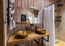БАРНХАУС №12 ( ДО 4 ГОСТЕЙ ) в Berloga Country Resort