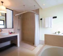 Семейный номер Deluxe в Palm Galleria Resort