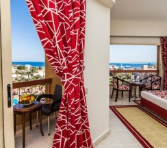 Двухместный номер Standard с видом на бассейн двуспальная кровать в Seagull Beach Resort Families & Couples Only - All Inclusive