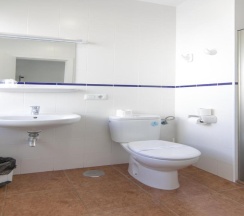 Двухместный номер Standard 2 отдельные кровати в Albergue Inturjoven Málaga - Hostel