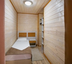 6-местный 2-комнатный "Семейный" номер с балконом в Манэ