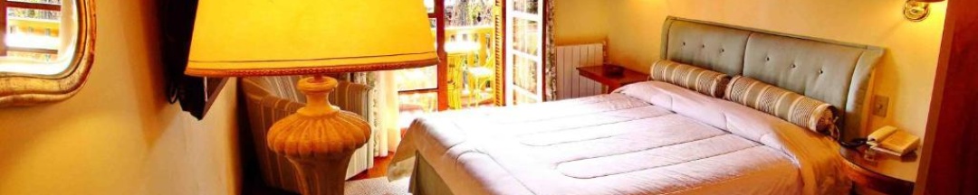 Двухместный номер Standard с балконом двуспальная кровать в Europa Hotel