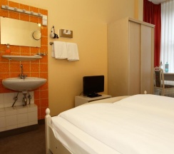 Двухместный номер Economy двуспальная кровать в Hotel Bellmoor Im Dammtorpalais