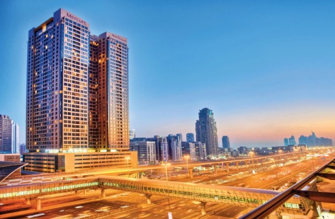 Dubai: Отель Mercure Barsha Heights