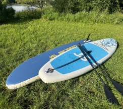 Двухместный Дом с террасой На берегу реки возле пирса с видом на реку двуспальная кровать в Semvoda