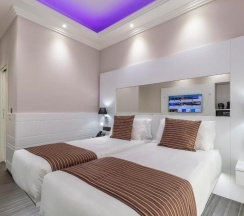 Двухместный номер Deluxe двуспальная кровать в THE ONE Boutique Hotel & SPA Rome