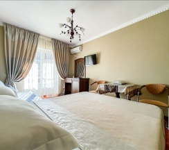 Корпус 1 *Полулюкс* 4-х местный в Анжелина