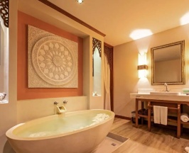 Двухместный номер Deluxe Pool Access двуспальная кровать в Отель Rawai Palm Beach Resort