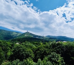 Семейный номер Classic с балконом и с красивым видом из окна в Green line