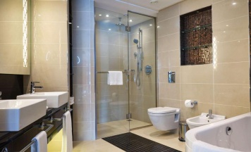 Двухместный люкс Caspian c 1 комнатой двуспальная кровать в Hilton hotels & resorts