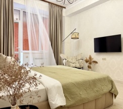 Уютная двухкомнатная квартира у моря и центра в Как Дома 05