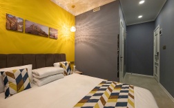 DOUBLE 112, 201 в Double L Hotel