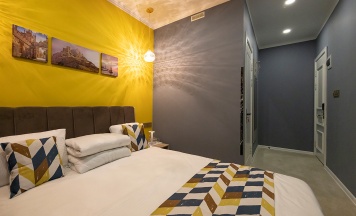 DOUBLE 112, 201 в Double L Hotel