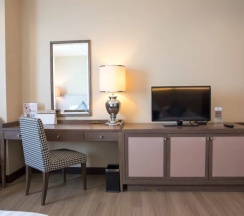 Трёхместный номер Premier North Tower в The Berkeley Hotel Pratunam