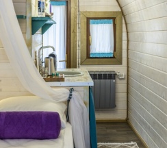 Дилижанс "Сказочное Бали", 2х-местный бутик-номер с ванной в О2Kislorod