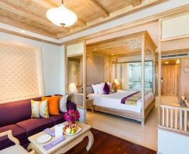 Двухместный номер Honeymoon Deluxe двуспальная кровать в Royal Cliff Beach Hotel Pattaya