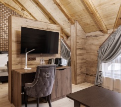 Полулюкс с балконом в Stellar collection chalet, Krasnaya Polyana