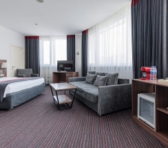 Студия в Ramada by Wyndham Yekaterinburg Hotel&Spa