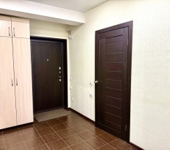 Апартаменты с 2 комнатами с балконом в Квартира сети PanApartments вблизи с благоустроенной набережной