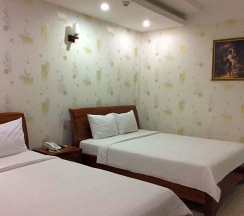Двухместный номер Deluxe с видом на город двуспальная кровать в Sky Luck Hotel