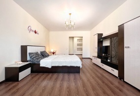 Апартаменты Апартаменты на Свердловская обл, г Нижний Тагил, Черноисточинское шоссе, д 29А, кв 103 в Нижнем Тагиле