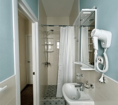 Двухместный номер с Удобствами в Краски