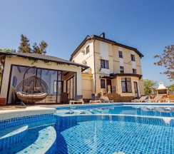 6-комнатный коттедж улучшенный в Торик