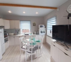 Коттедж улучшенный в Домик у моря