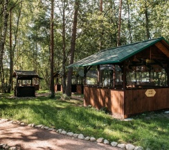 Семейные апартаменты с беседкой в Пасторское озеро
