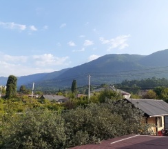 Четырёхместный коттедж с красивым видом из окна в Delis