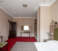 Номер «Делюкс» в Гала-Альпик